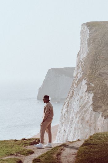 cliff, man Wallpaper 640x960