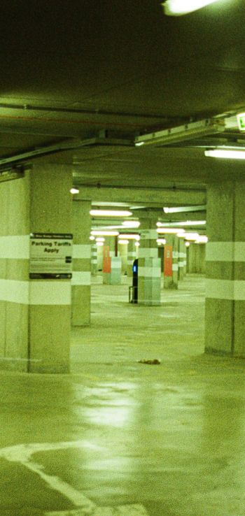 underground parking Wallpaper 1080x2280