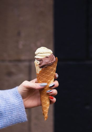 ice cream cone Wallpaper 1640x2360