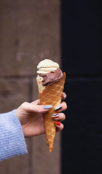ice cream cone Wallpaper 600x1024