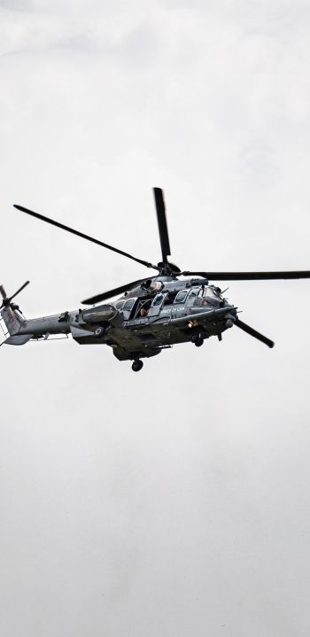 military helicopter Wallpaper 1440x2960