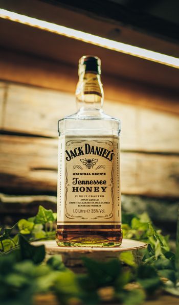 Jack Daniels, cognac Wallpaper 600x1024