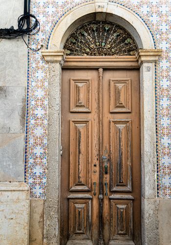 Обои 1668x2388 Феррагудо, Португалия, дверь