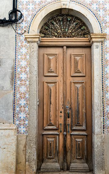 Обои 1752x2800 Феррагудо, Португалия, дверь
