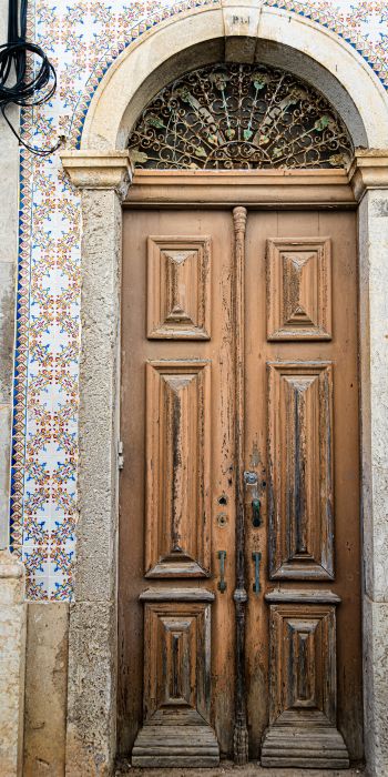 Обои 720x1440 Феррагудо, Португалия, дверь
