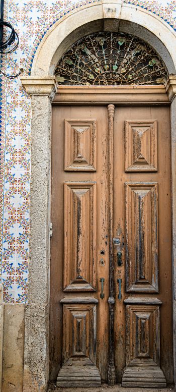 Обои 1080x2400 Феррагудо, Португалия, дверь