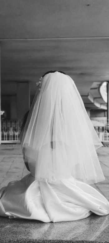 Обои 720x1600 невеста, свадебное платье