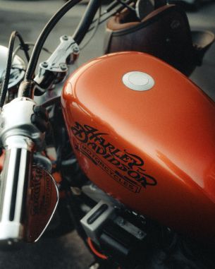Обои 2832x3540 детали мотоцикла