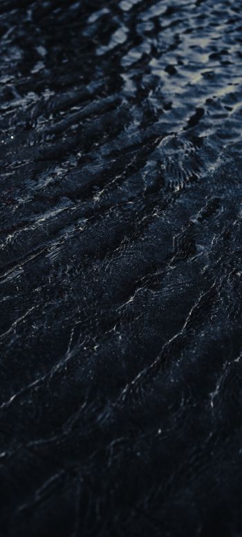 black water Wallpaper 720x1600