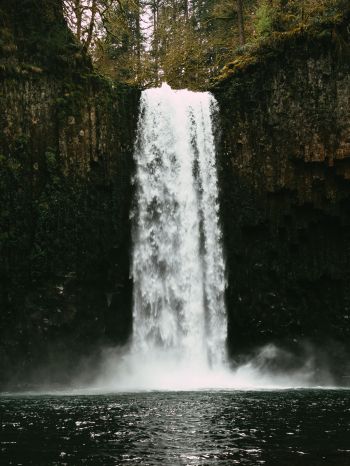 Abiqua Falls, Oregon, USA Wallpaper 1536x2048