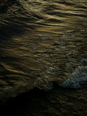 dark water, waves Wallpaper 1620x2160