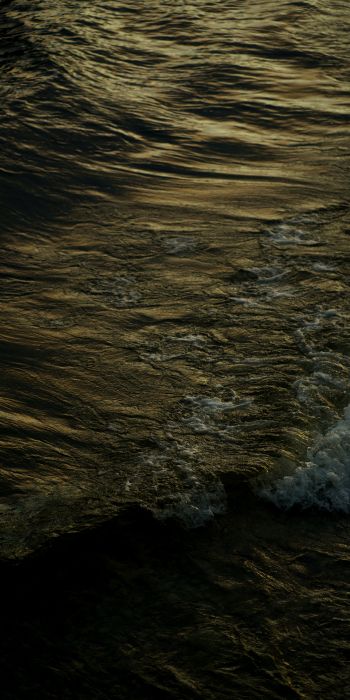 dark water, waves Wallpaper 720x1440