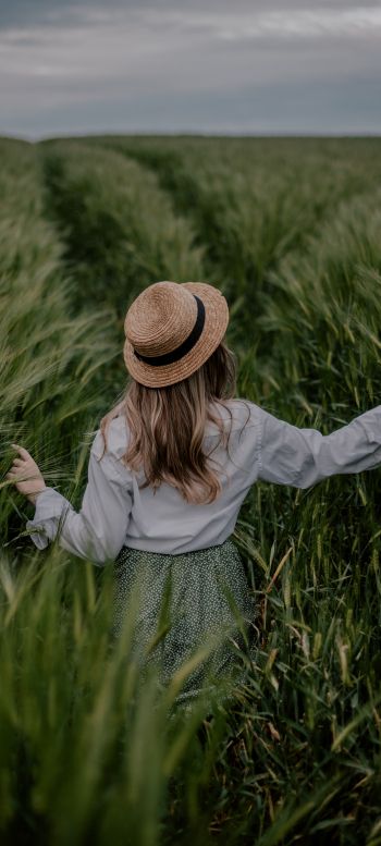 field, girl in a hat Wallpaper 1440x3200