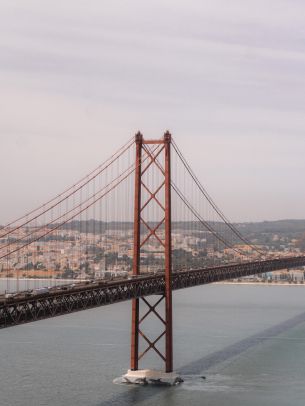 Обои 1668x2224 красный мост, Лиссабон, Португалия