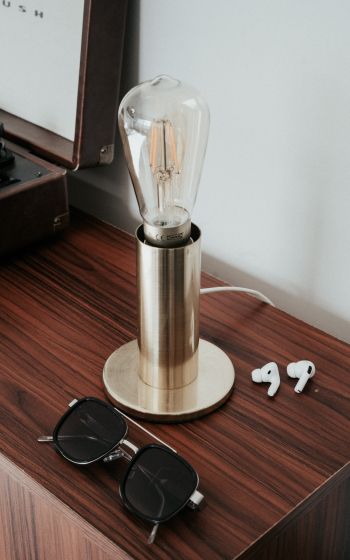 table lamp, glasses Wallpaper 1600x2560