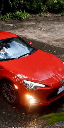 Toyota GT86, rain Wallpaper 720x1440