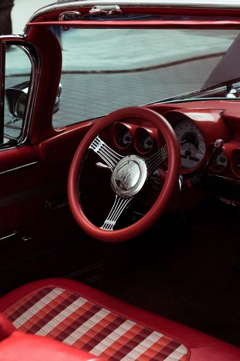 red retro car Wallpaper 640x960
