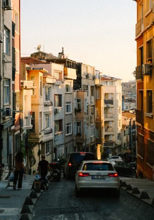 Beyoglu / Istanbul, Turkey Wallpaper 1668x2388