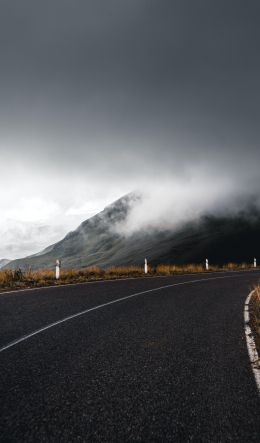 fog in the mountains Wallpaper 600x1024
