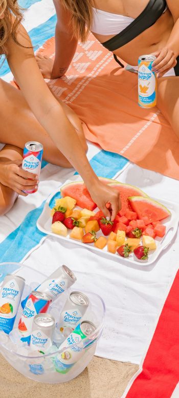 picnic, on the beach Wallpaper 1440x3200