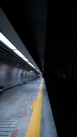 Istanbul, Turkey, subway Wallpaper 640x1136