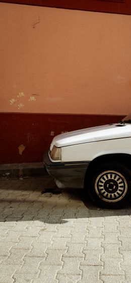 Balat, Fatih / Istanbul, Turkey Wallpaper 1170x2532