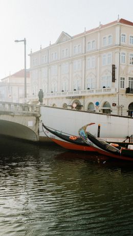 Aveiro, Portugal Wallpaper 640x1136