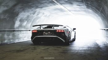 Обои 1600x900 Lamborghini Aventador, спортивная машина