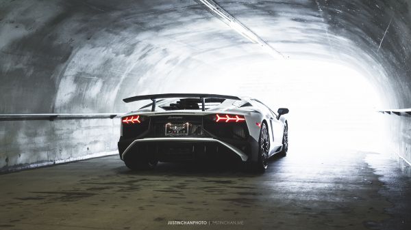 Обои 2048x1152 Lamborghini Aventador, спортивная машина
