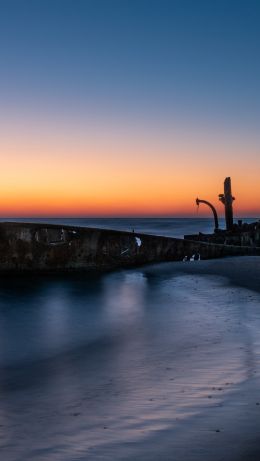 sunset, derelict ship Wallpaper 640x1136