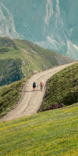 road in the mountains Wallpaper 720x1440