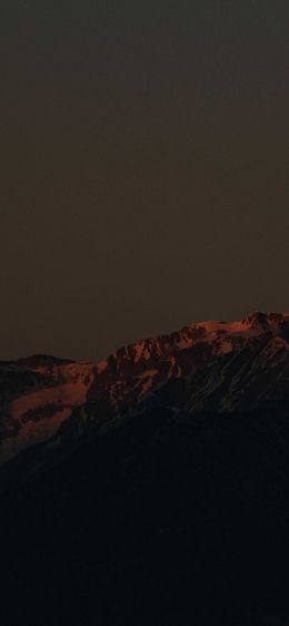 Обои 828x1792 горы в момент заката