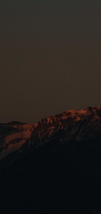 Обои 1080x2280 горы в момент заката