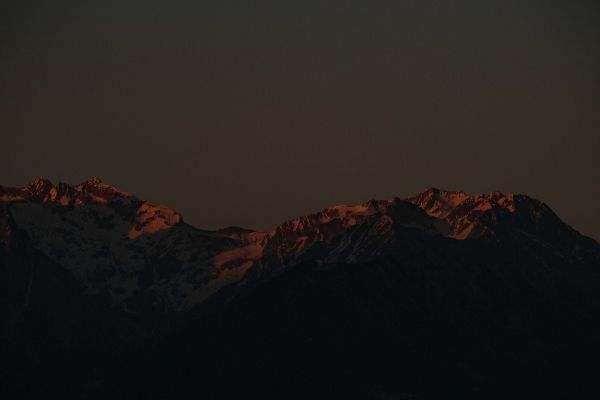 mountains at sunset Wallpaper 6240x4160