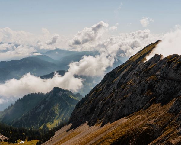 Mount Pilatus, Alpnach, Switzerland Wallpaper 1280x1024