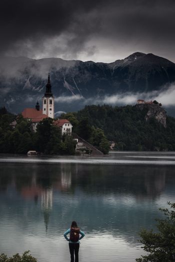 Обои 640x960 Блед, Словения, чистый пейзаж