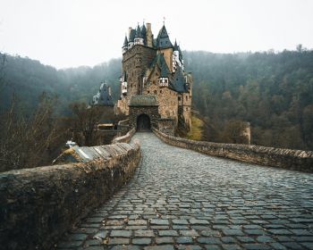 Обои 1280x1024 Замок Эльц, Виршем, Германия