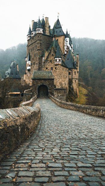 Обои 750x1334 Замок Эльц, Виршем, Германия