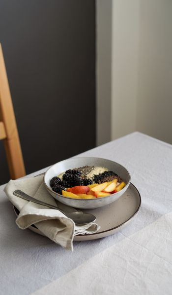 breakfast, fruit porridge Wallpaper 600x1024