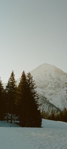 Arnisee, Gurtnellen, Switzerland Wallpaper 720x1600