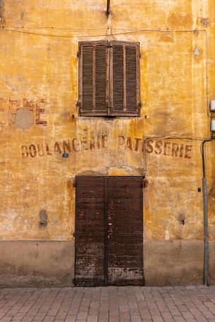 Kassis, France, confectionery Wallpaper 640x960