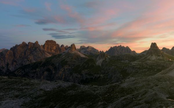 Longarone, Province of Belluno, Italy Wallpaper 2560x1600