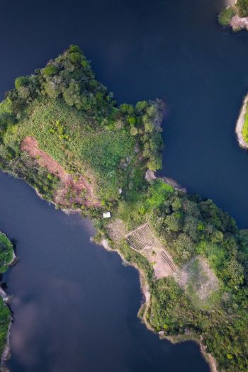 Laguna Jure, La-Guama, Honduras Wallpaper 640x960