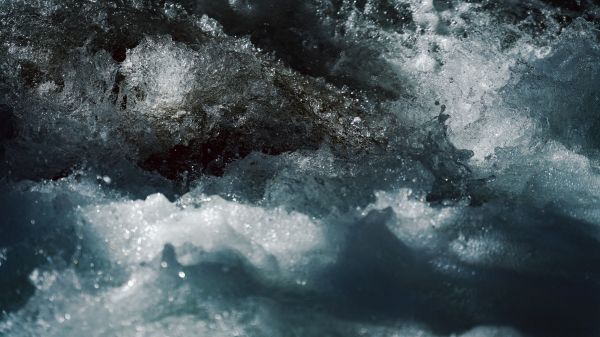 waves, spray Wallpaper 1366x768