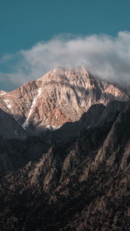 Alabama Hills, California, USA Wallpaper 640x1136