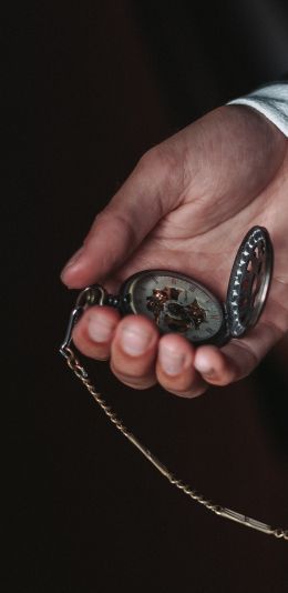 pocket watch Wallpaper 1080x2220