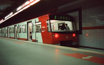 Обои 1920x1200 Нюрнберг, Германия, метро