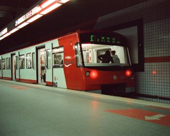 Обои 1280x1024 Нюрнберг, Германия, метро