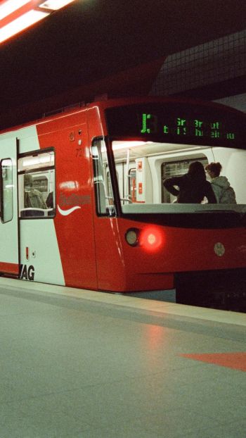 Обои 720x1280 Нюрнберг, Германия, метро