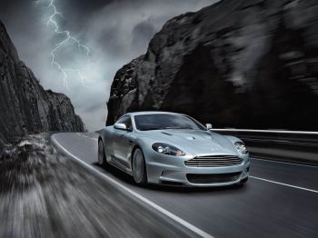 Aston Martin, high speed Wallpaper 1024x768